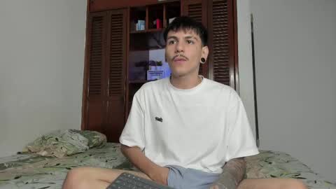 Snapshot of austin_falcon chatting on September 10, 2025, 8:20 pm Austin online show from September 10, 2025, 8:20 pm