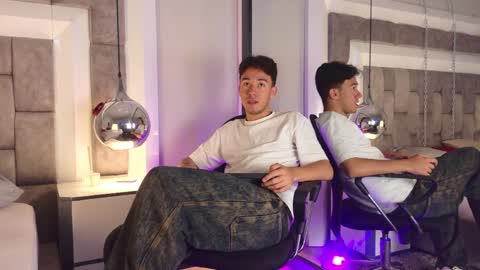 austinreeds online show from May 17, 2026, 1:07 pm