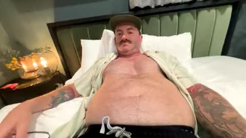 austintoner85 online show from October 14, 2025, 8:48 am