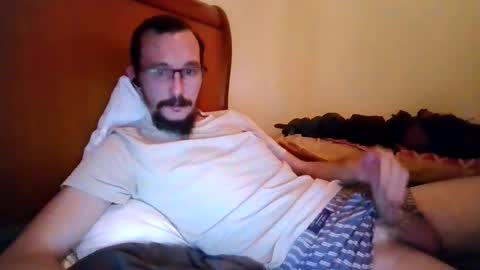 author980 online show from December 4, 2025, 5:32 pm