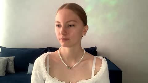 Annie online show from September 11, 2025, 7:30 am