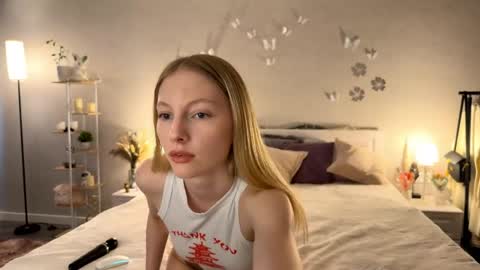 Annie online show from May 20, 2026, 2:01 pm