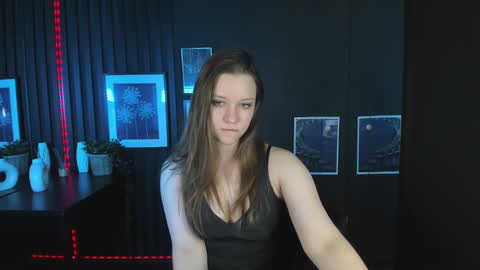 Snapshot of ava__grace chatting on February 14, 2025, 7:44 pm Ava online show from February 14, 2025, 7:44 pm
