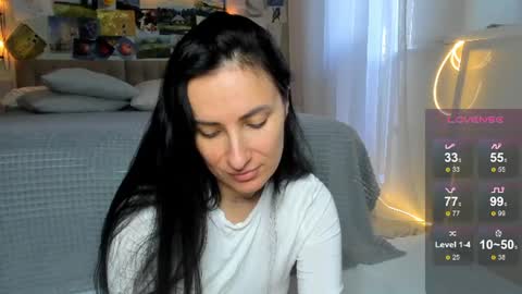 Snapshot of ava_athena chatting on July 18, 2026, 5:44 am Ava online show from July 18, 2026, 5:44 am