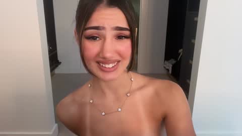 Ava  online show from February 20, 2026, 12:18 am