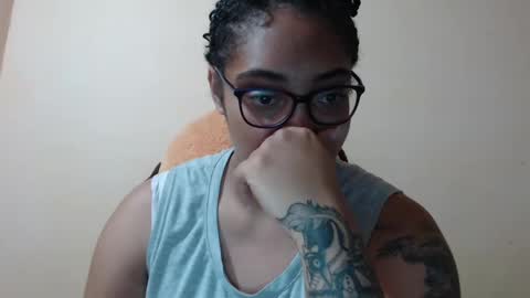 Snapshot of ava_f0xy chatting on January 5, 2025, 11:22 pm Ava Jordana online show from January 5, 2025, 11:22 pm