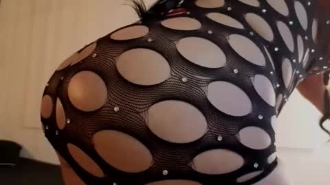 ava_lewis_ online show from October 11, 2025, 4:01 am