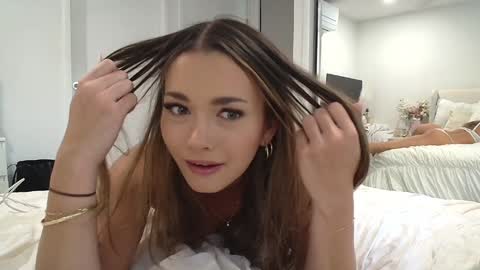 Ava Brooks online show from September 29, 2025, 10:25 pm