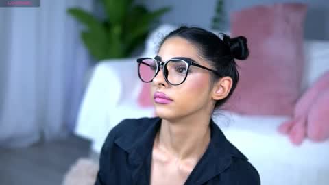 Ava online show from March 29, 2026, 6:19 pm