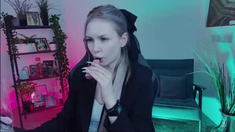 Ava nonude online show from September 24, 2025, 10:51 am