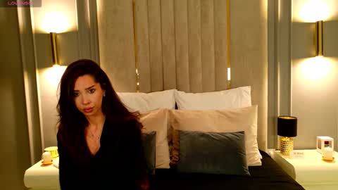 Snapshot of avalanne_ chatting on September 14, 2025, 8:19 pm Abby online show from September 14, 2025, 8:19 pm