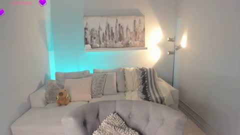 Avalon online show from January 31, 2025, 4:48 pm