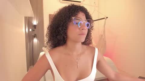 Avalon online show from November 12, 2025, 7:46 pm