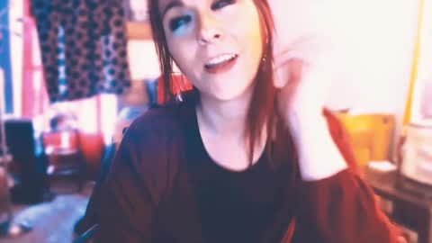 avamae online show from January 18, 2025, 2:55 pm