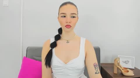 avasensitive69 online show from November 14, 2025, 1:10 pm