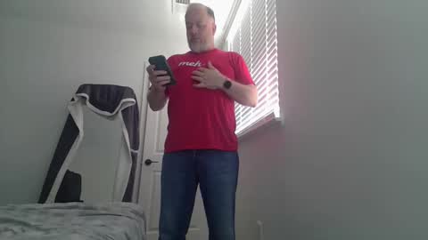 Snapshot of averagegreg chatting on May 19, 2026, 5:08 pm Greg online show from May 19, 2026, 5:08 pm