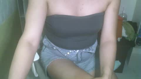 Rhian online show from February 17, 2025, 6:42 am