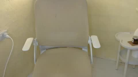 Rhian online show from November 15, 2025, 5:49 am