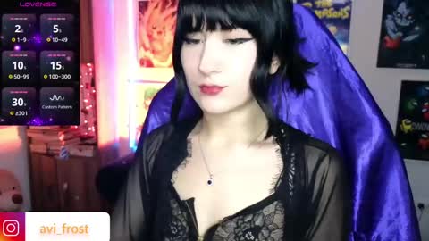 Snapshot of avi_frost chatting on March 11, 2025, 5:27 am Saraaaa independent model 3 online show from March 11, 2025, 5:27 am