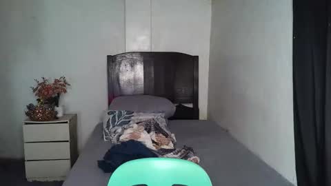 Snapshot of aviana_heart12 chatting on February 21, 2026, 6:25 am Call me Aya online show from February 21, 2026, 6:25 am