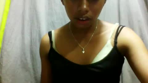 avontsoaldy online show from March 6, 2026, 4:09 am