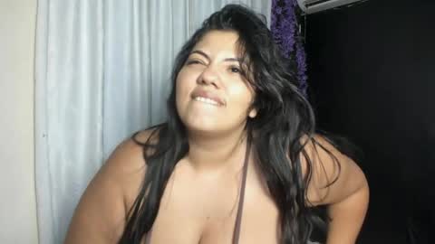 avrilrizox online show from May 3, 2026, 10:38 pm