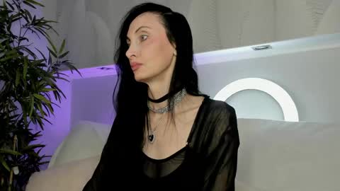 Avrora online show from May 16, 2026, 2:19 am