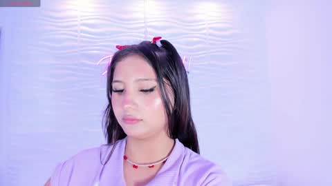 Avy  online show from December 17, 2024, 11:39 am
