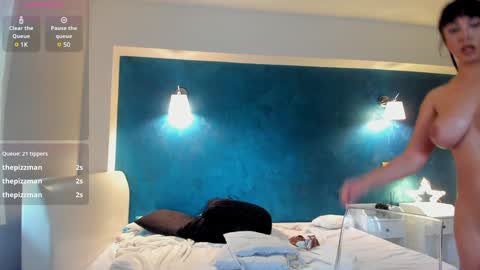 Snapshot of awesome_jolie chatting on December 8, 2024, 9:02 am Jolie online show from December 8, 2024, 9:02 am