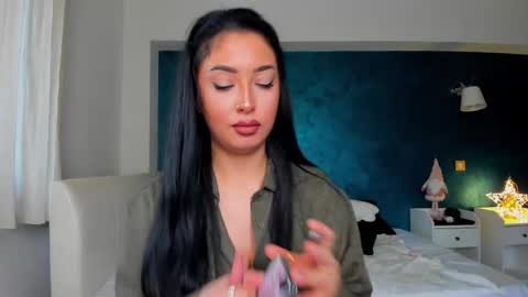 Snapshot of awesome_jolie chatting on March 12, 2025, 6:40 am Jolie online show from March 12, 2025, 6:40 am