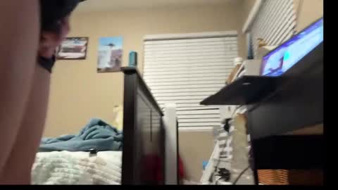 Snapshot of axel101101 chatting on February 1, 2025, 1:51 pm Axel Palacios online show from February 1, 2025, 1:51 pm