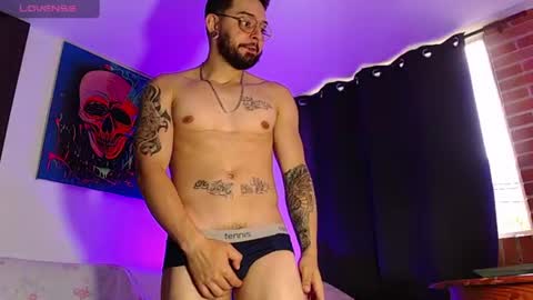 Independiente Model online show from July 15, 2026, 10:15 pm