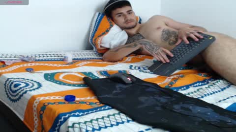 Axel online show from February 9, 2025, 7:09 pm