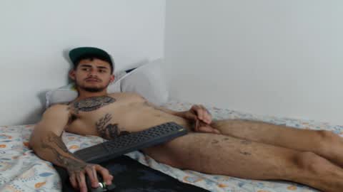 Axel online show from February 22, 2025, 10:09 pm