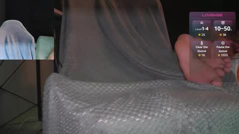 Axel online show from March 25, 2026, 5:08 pm