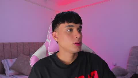 Snapshot of axel_cody_ chatting on June 16, 2026, 7:27 pm AXEL online show from June 16, 2026, 7:27 pm