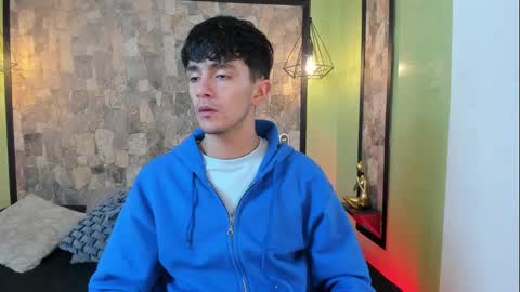 axel_draven online show from November 19, 2025, 11:21 am