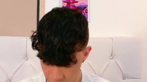 Axel Evanss online show from March 20, 2026, 12:21 pm