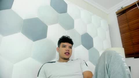 Axel Forte online show from April 11, 2026, 1:15 pm