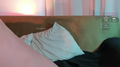 Sebstian online show from April 15, 2026, 7:54 pm