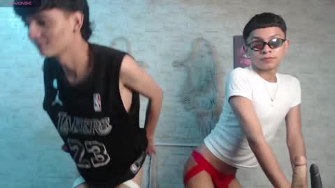 axel_milo_and_kairo online show from February 16, 2026, 4:03 pm