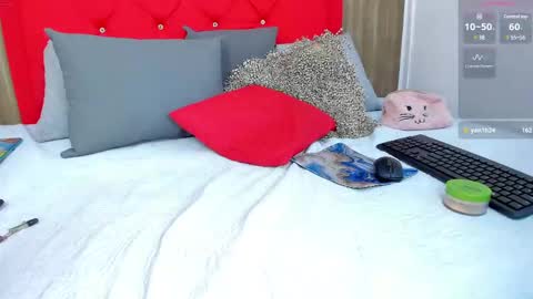 Snapshot of axel_ps chatting on February 11, 2025, 9:56 pm Alex online show from February 11, 2025, 9:56 pm