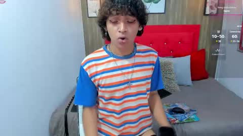 Snapshot of axel_ps chatting on February 12, 2025, 9:22 pm Alex online show from February 12, 2025, 9:22 pm