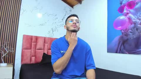 Axel  online show from December 2, 2024, 3:04 am