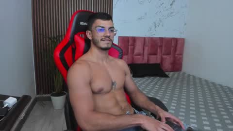 Axel  online show from January 8, 2025, 9:55 pm