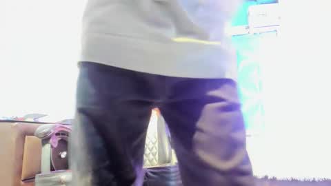 Axell Cross2 online show from February 11, 2026, 2:49 am