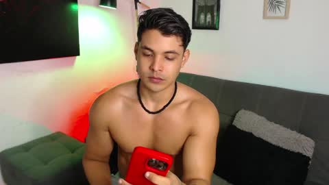 axell online show from April 11, 2026, 5:39 pm