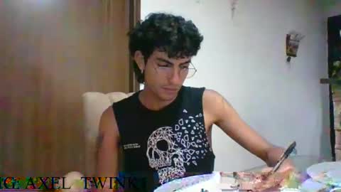 Snapshot of axellatino_ chatting on September 30, 2025, 2:16 am Axel  online show from September 30, 2025, 2:16 am