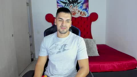 Axel online show from June 1, 2026, 11:23 am