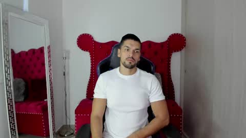 Axel online show from July 21, 2026, 10:50 am